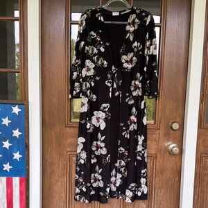 Siren Lily Black Floral Long Sleeve Dress